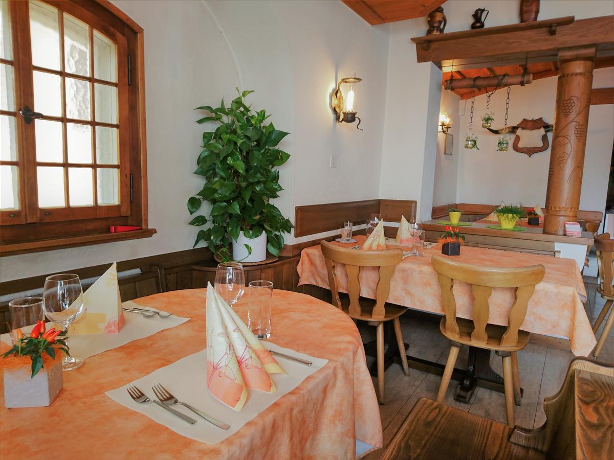 Gasthaus Zum Ochsen Neuhaus Exteriér fotografie