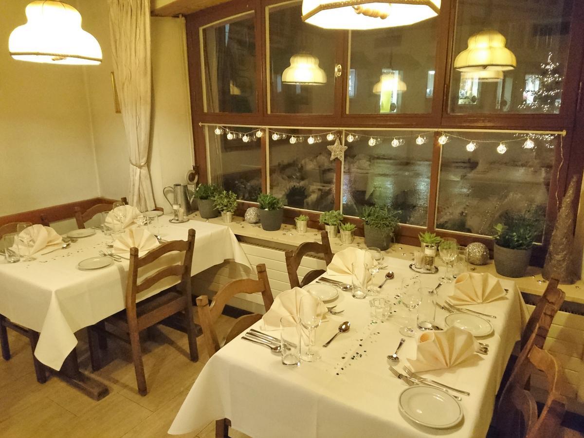 Gasthaus Zum Ochsen Neuhaus Exteriér fotografie