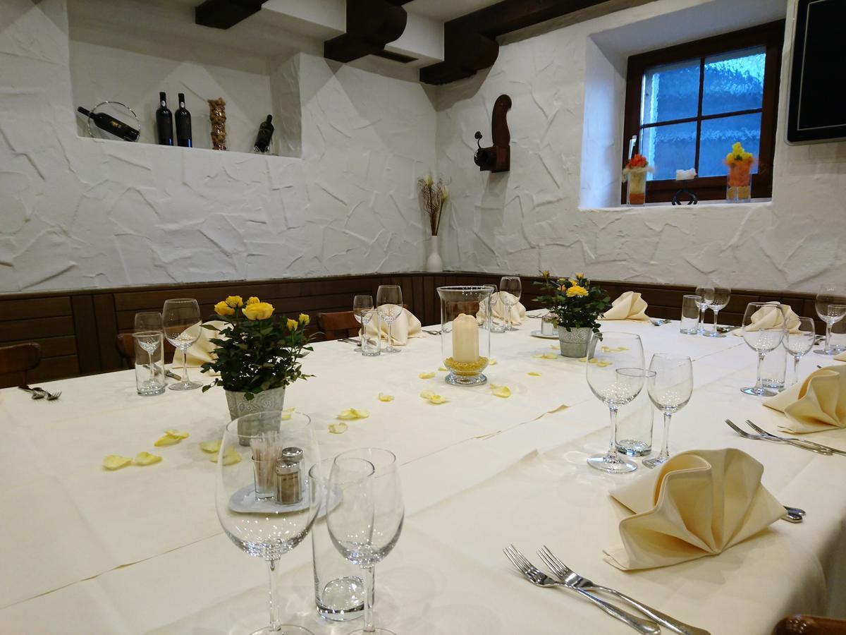 Gasthaus Zum Ochsen Neuhaus Exteriér fotografie